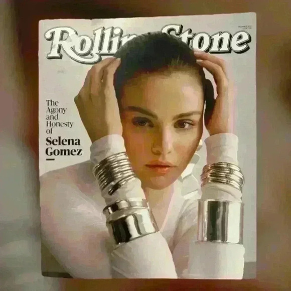 Rolling Stone Selena Gomez Cover December 2022 - Picture 1 of 5
